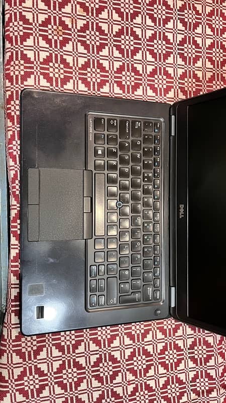 Laptop Dell core i3 5th gen 128Gb SSD 4GB RAM 0