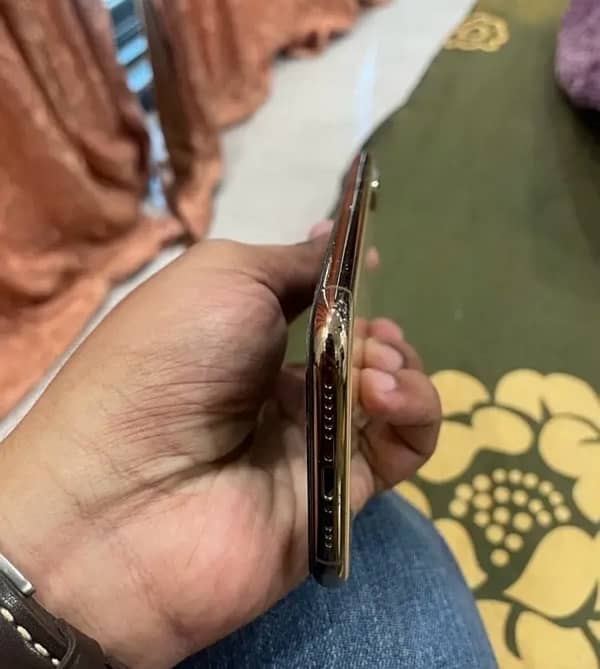 iPhone XS non pta golden 1