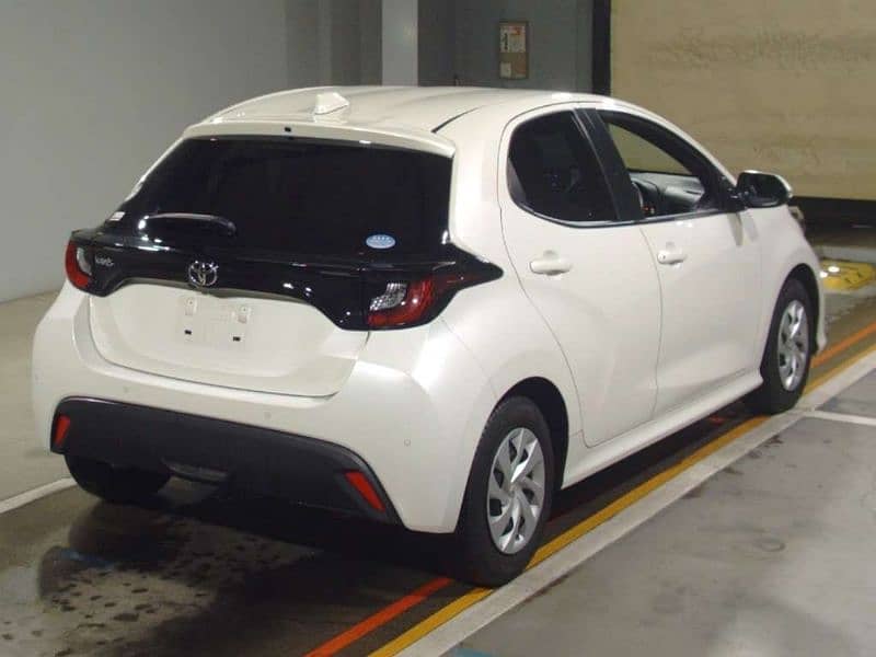 Toyota Yaris 2020 hatchback x 1.0 1