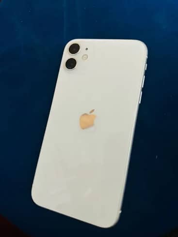 Apple iPhone 11 2