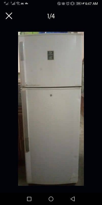 Full size ( Inverter ) Frige 1