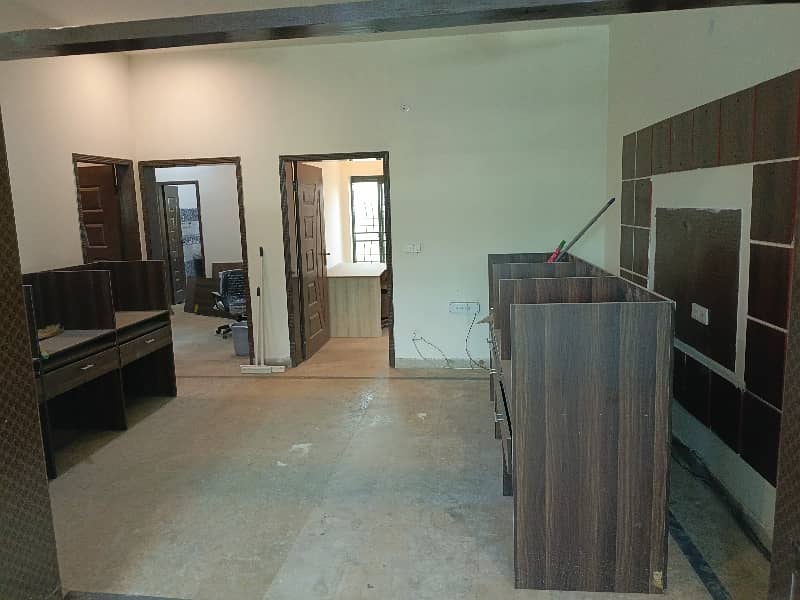 6 Marla Ground Floor Flat Available For Office Use In Johar Town Near Expo Center 5