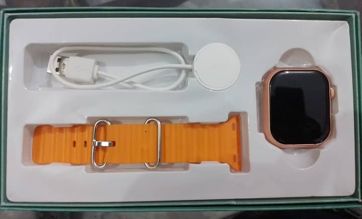 Smart Watch  W9 Ultra with box and charger 3