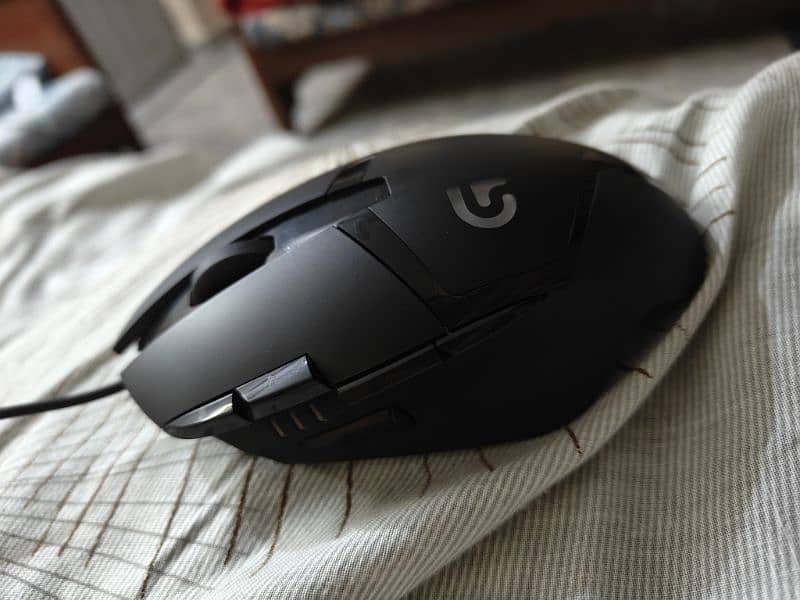 Logitech g402 just box open never used Brand New Full Box 0