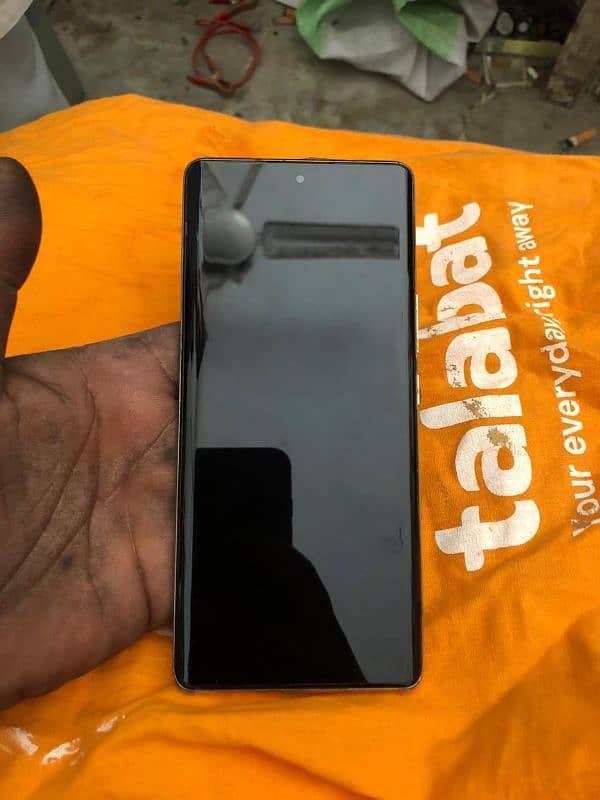 infinix zero 30,8+8, 256gb 5