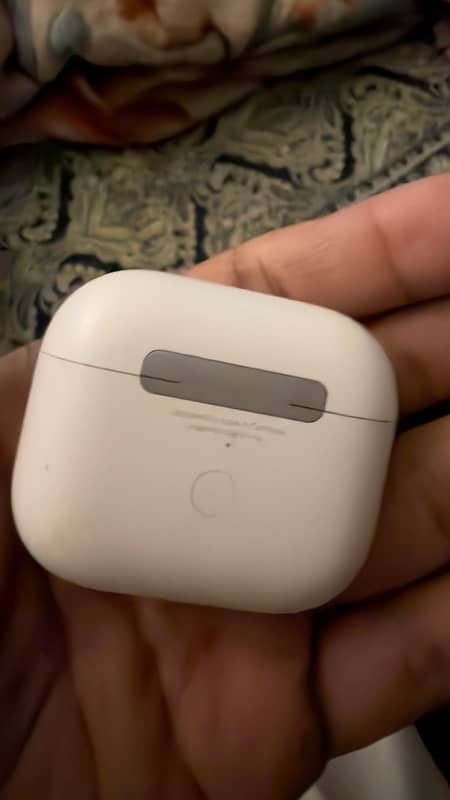 AirPods Pro case only 1