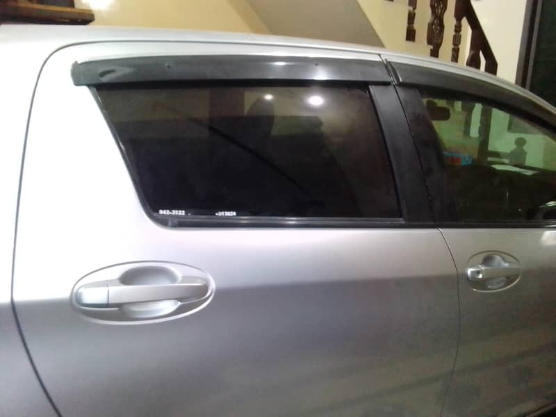 Neat and clean lady used vitz 2015 model 5