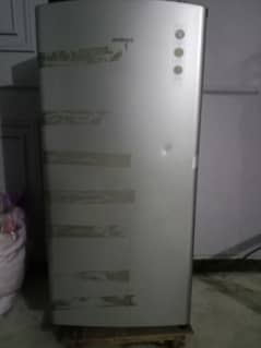 dawlance fridge like new for sale