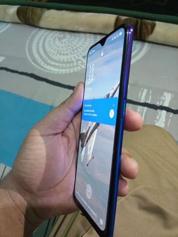 OPPO RENO Z (8-256) in- display Finger 4