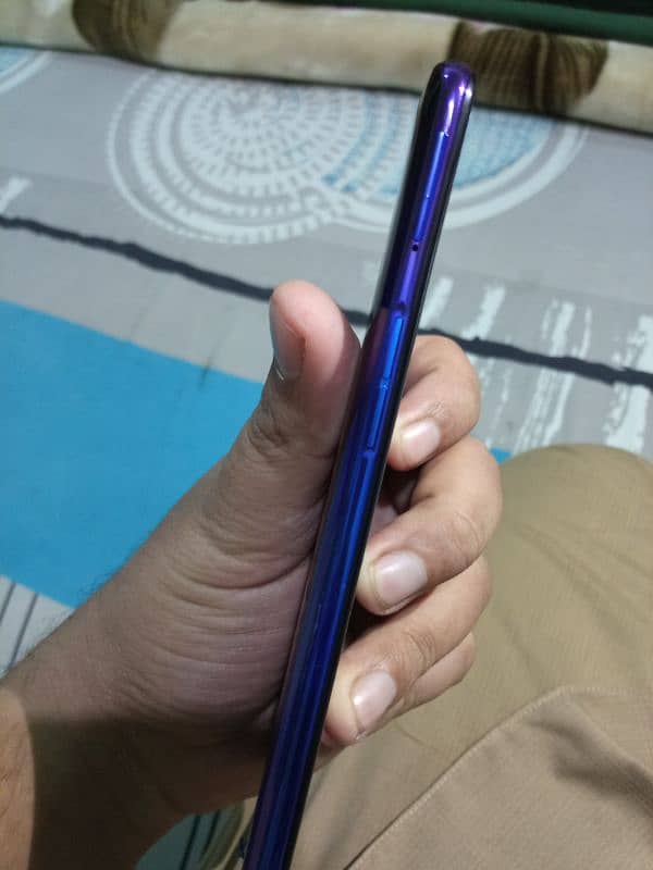 OPPO RENO Z (8-256) in- display Finger 5