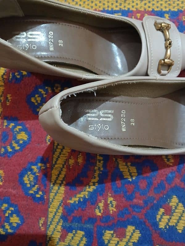 stylo pumps size 8 4