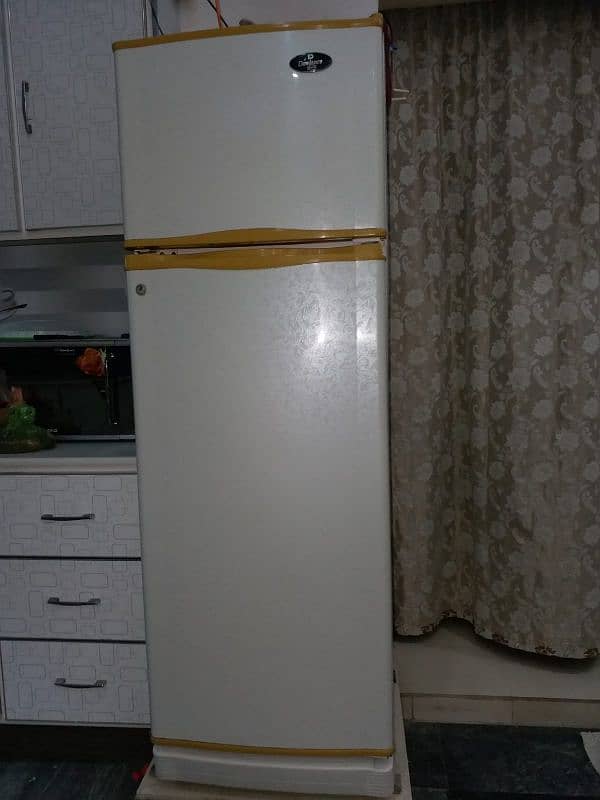 Dawlance Medium Fridge 2