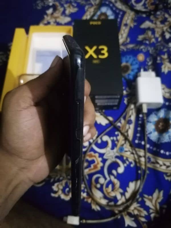 Poco X3 NFC 6/128 WITH box charger 2