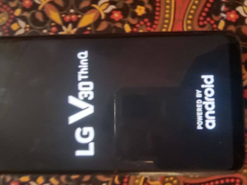 lg v30 thinq lush condition 0