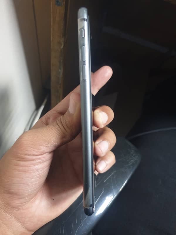 Iphone 8 Plus 256 PTA 1