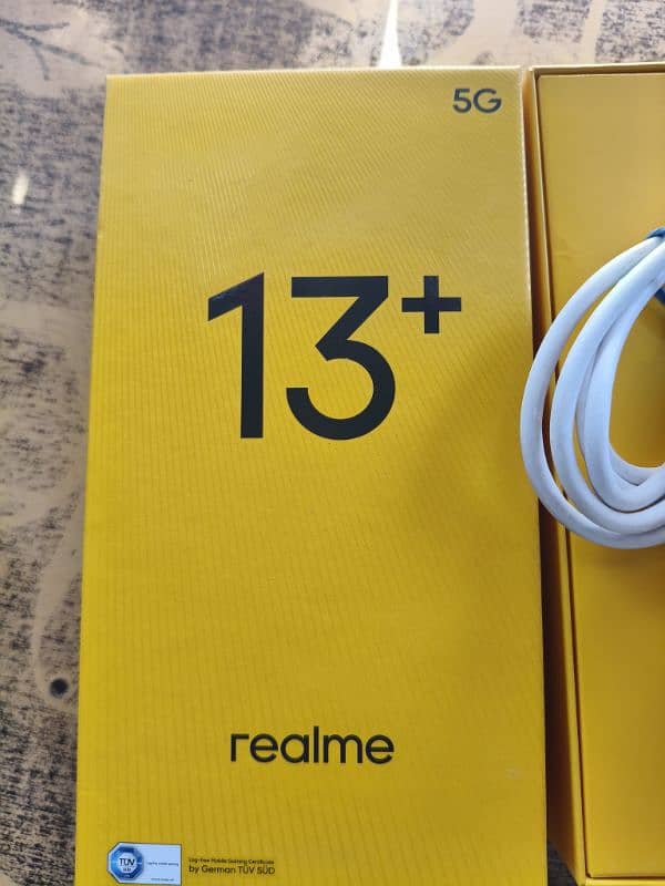 Realme 13 Plus 5G 2