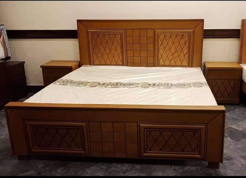 Double Bed Wooden/King Size Bed Sale 1