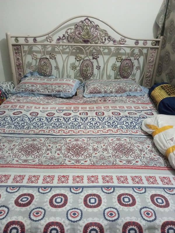 used iron bed fir sale with mattress and side table 0