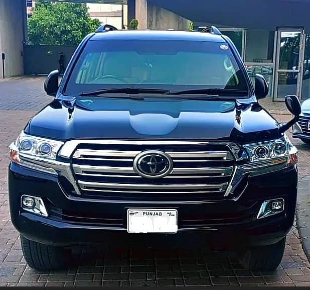 Bullet Proof Car Rental Land Cruiser V8 Fortuner Revo BMW Available 13