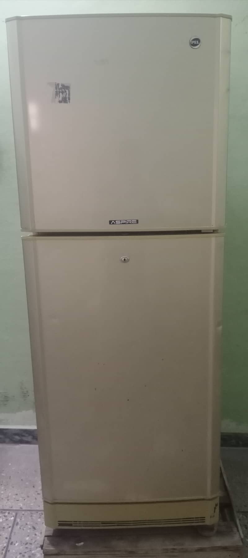 PEL Refrigerator (Medium Size) 0