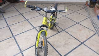 x bicycle stud 2400 with gear - like new 10/10