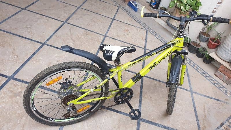 x bicycle stud 2400 with gear - like new 10/10 3