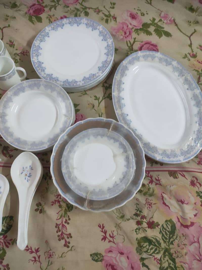 Marble Dinner Set 50 ps in New Condition Unused 1