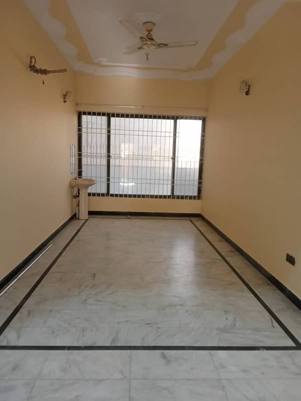 Highly-Desirable Prime Location 750 Square Yards Lower Portion Available In Gulistan-e-Jauhar - Block 1 5