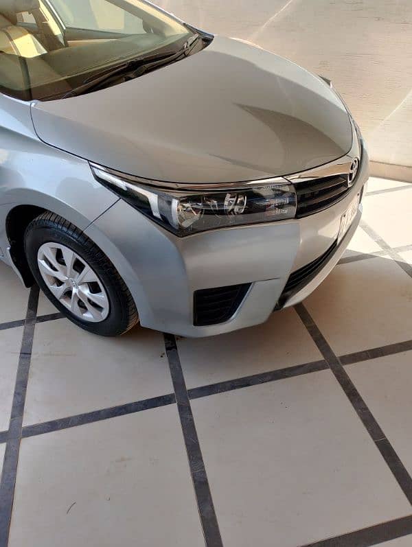 Toyota Corolla GLI 2015/2016 manual bumper to bumper orignal 9