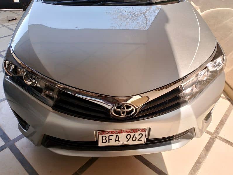 Toyota Corolla GLI 2015/2016 manual bumper to bumper orignal 17