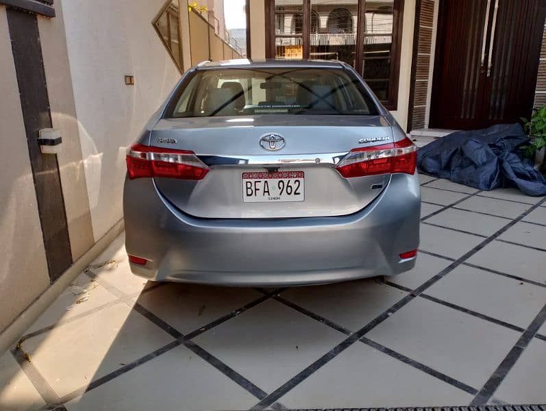 Toyota Corolla GLI 2015/2016 manual bumper to bumper orignal 19