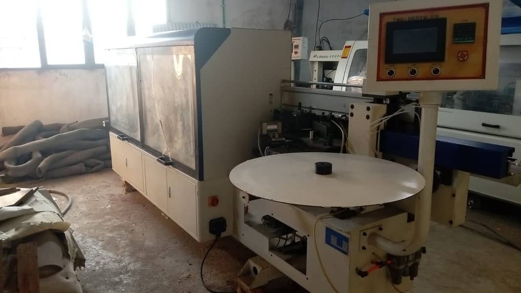 Banding machine/Edge banding machine 12