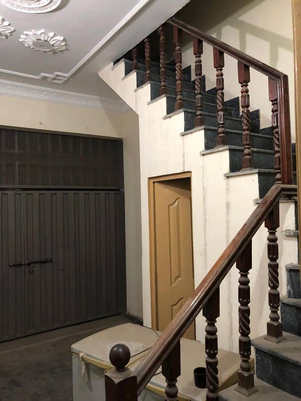 5 MARLA DOUBLE STOREY HOUSE FOR SALE AT THE PRIME LOCATION JOHAR TOWN LAHORE NEAR ALLAH HOO CHOCK 11