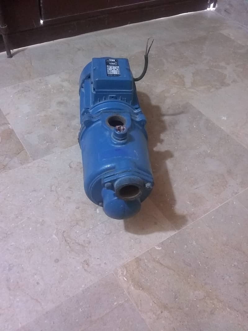 WATER SUCTION PUMP 1