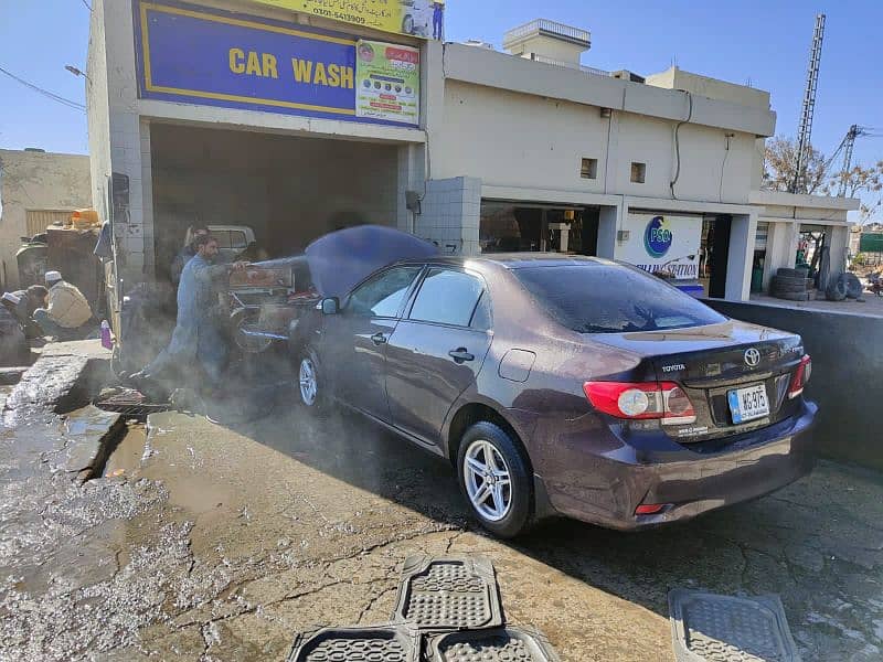 Toyota Corolla GLI 2012 13