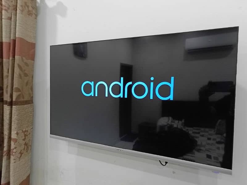 43 inch android tv for sale in almost brand new condition 6