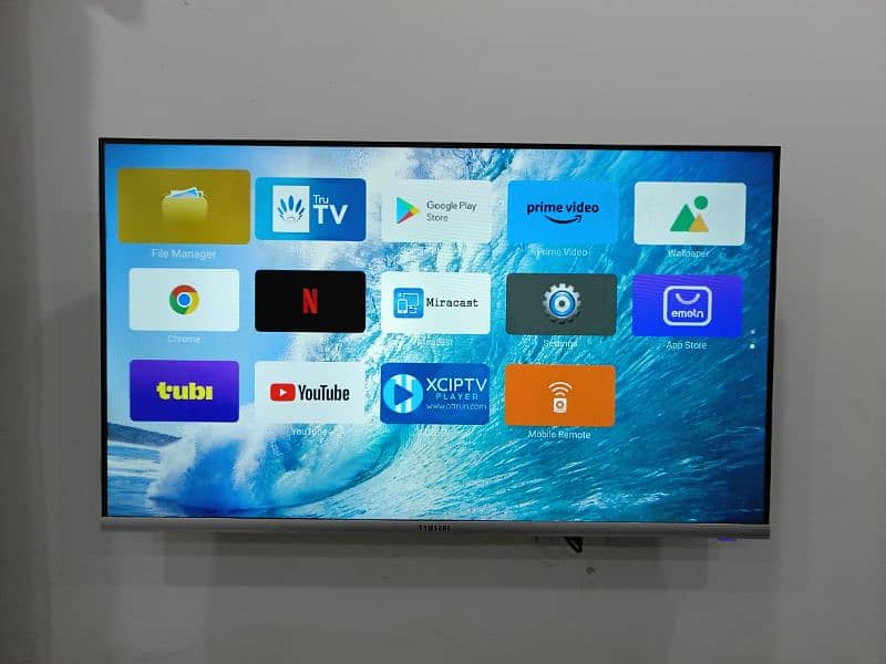 43 inch android tv for sale in almost brand new condition 8