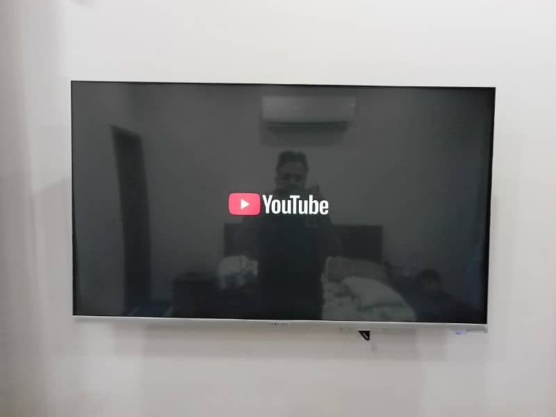 43 inch android tv for sale in almost brand new condition 10