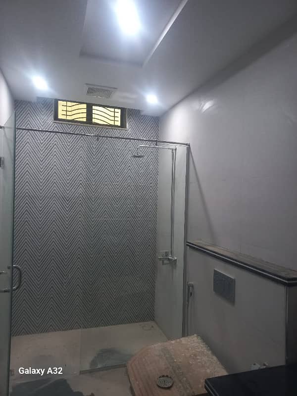 Ground portion + basement for rent 2