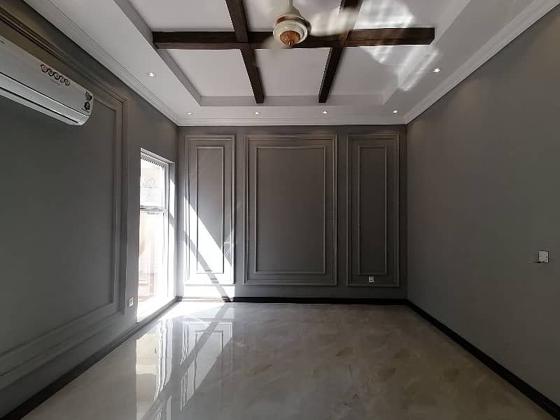 Brand New 1 Kanal House For sale In Model Town - Block K Lahore 2