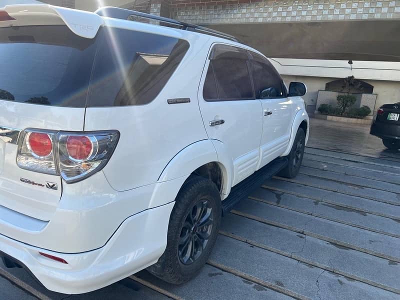 Toyota Fortuner 2015 TRD SPORTIVO 5