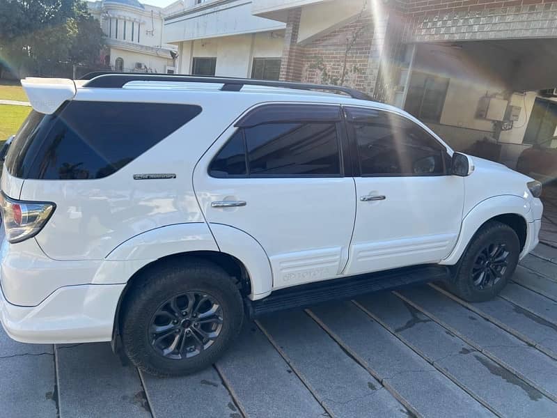 Toyota Fortuner 2015 TRD SPORTIVO 6