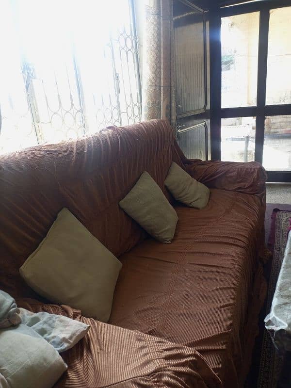 sofa set urgent sale 0