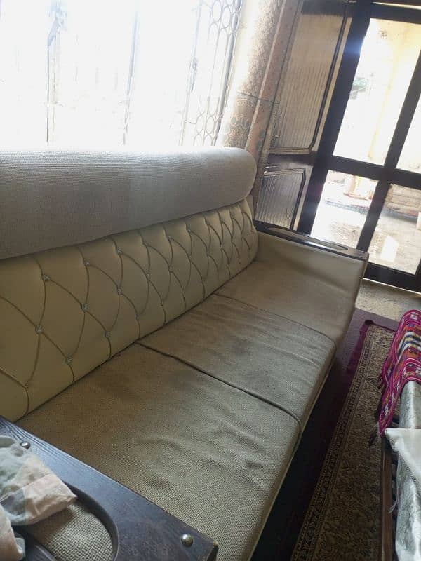 sofa set urgent sale 5