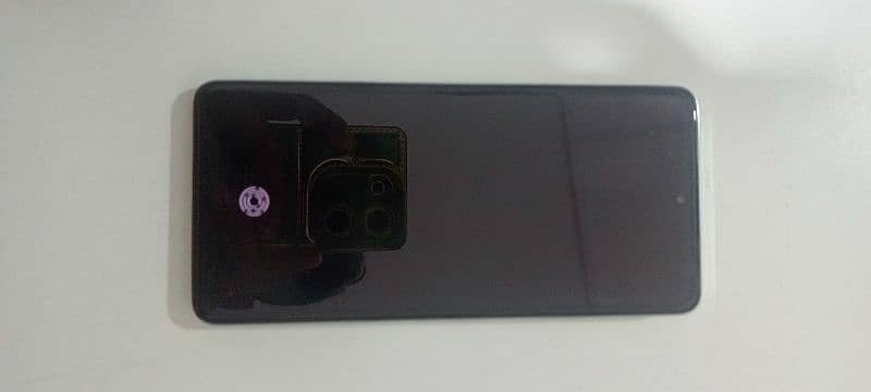 camon 20 10/10 used with box all ok 7