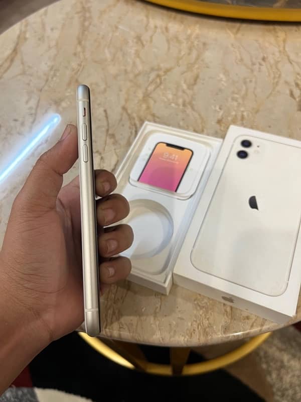 iphone 11 pta approved 128gb with box 2