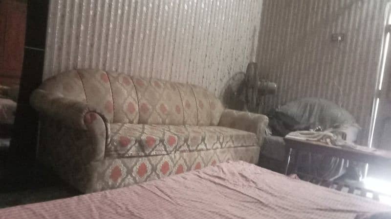 sofa set 5 seter hai fresh condition 1