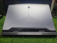 Alienware R4 i7 7th GTX 1080 17" QHD 120Hz Gaming Graphics Powerhouse