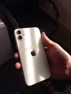 Urgent selling iPhone 11 non pta 52k need money.