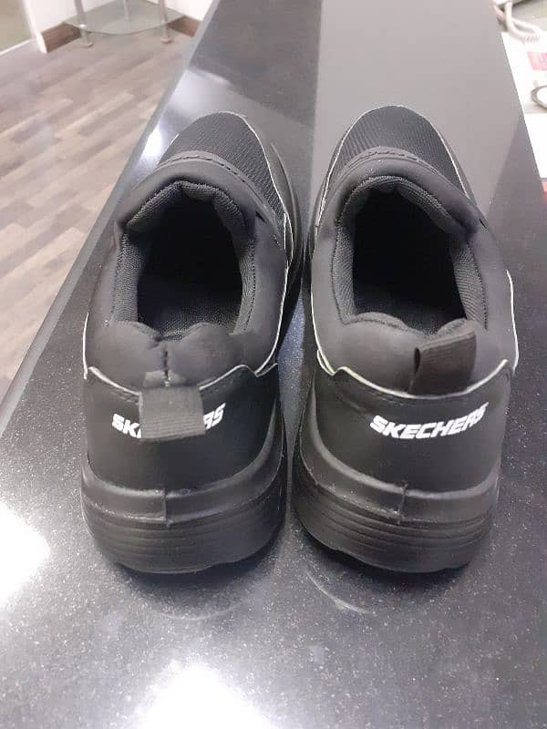 Black sketches size 40 4